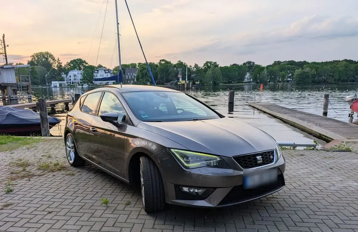 Gebraucht Seat Leon FR 179 PS (131 kW) 2014 Grau Limousine