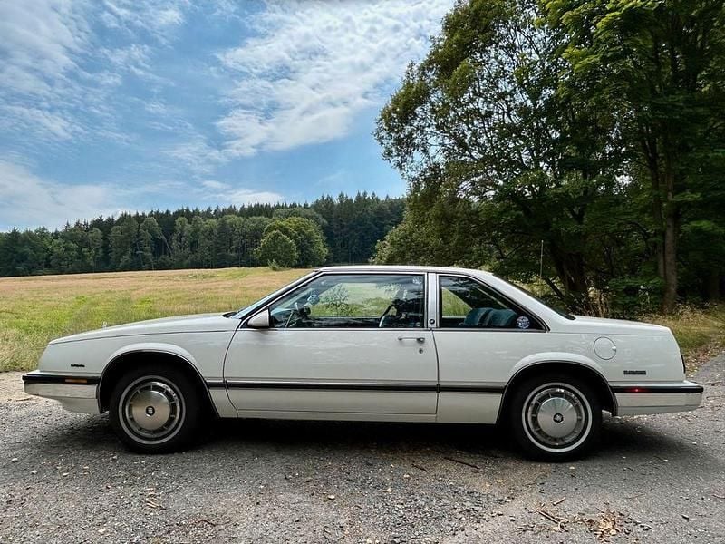 Weiß Gebraucht 1988 Buick Le Sabre Coupé | 7.500 € - Bild 1/4