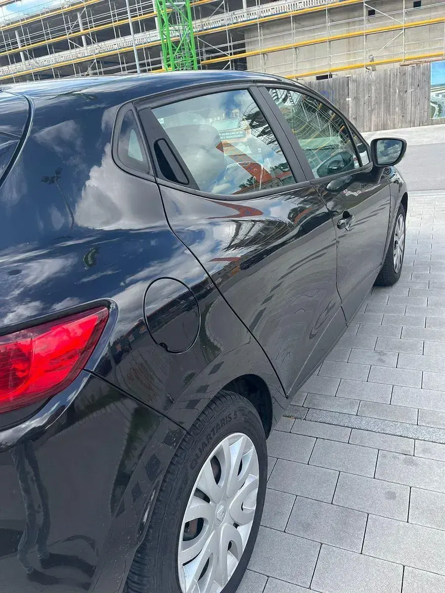 Gebraucht Renault Clio IV 75 PS (55 kW) 2014 Schwarz Kleinwagen