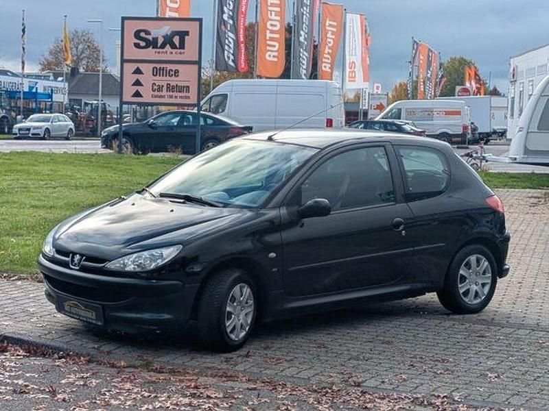 Gebraucht Peugeot 206 Filou 60 PS (44 kW) 2004 Schwarz Kleinwagen