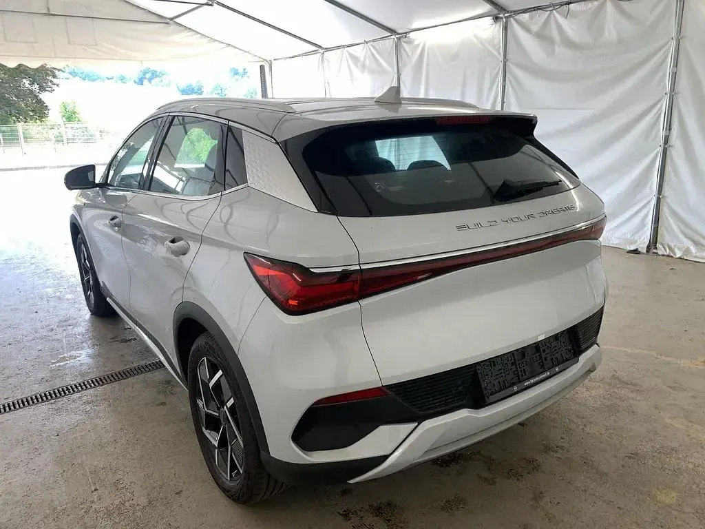 Gebraucht BYD Atto 3 Design 150 kW (204 PS) 2023 Skiing white SUV