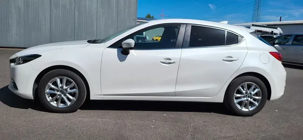Gebraucht Mazda 3 Exclusive-Line 150 PS (110 kW) 2017 Weiß Limousine