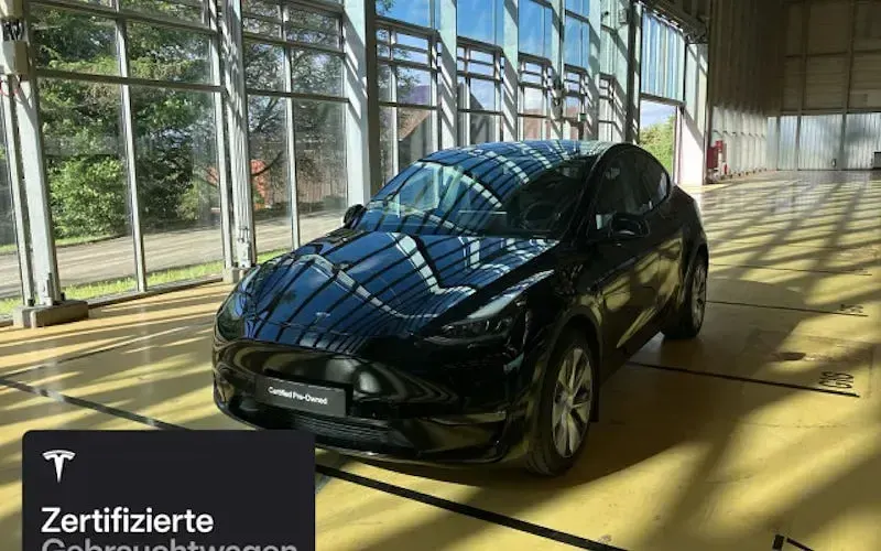 Used Tesla Model Y 273 kW (372 HP) 2023 Black SUV