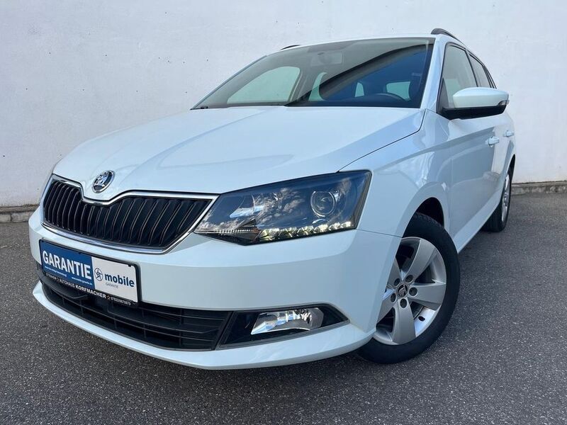 Laserweiss Gebraucht 2015 Skoda Fabia Ambition Kleinwagen | 10.895 € (Teuer) - Bild 1/4