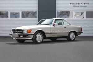 Beige Gebraucht 1988 Mercedes SL500 Cabrio | 61.200 € - Bild 1/4