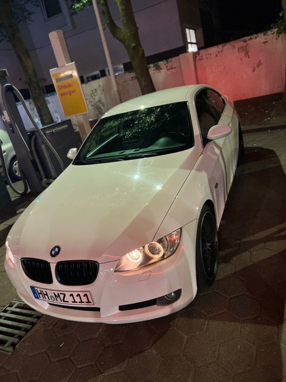 Weiß Gebraucht 2008 BMW 335 M Performance Coupé | 10.499 € (Superpreis) - Bild 1/4