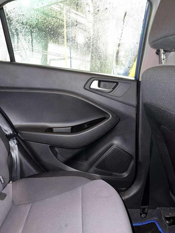 Gebraucht Hyundai i20 Select 75 PS (55 kW) 2019 Kleinwagen