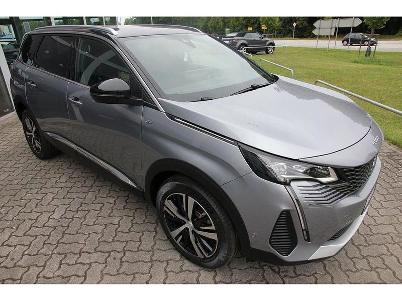Gebraucht Peugeot 5008 GT 131 PS (96 kW) 2023 Artense grau Van / Kleinbus