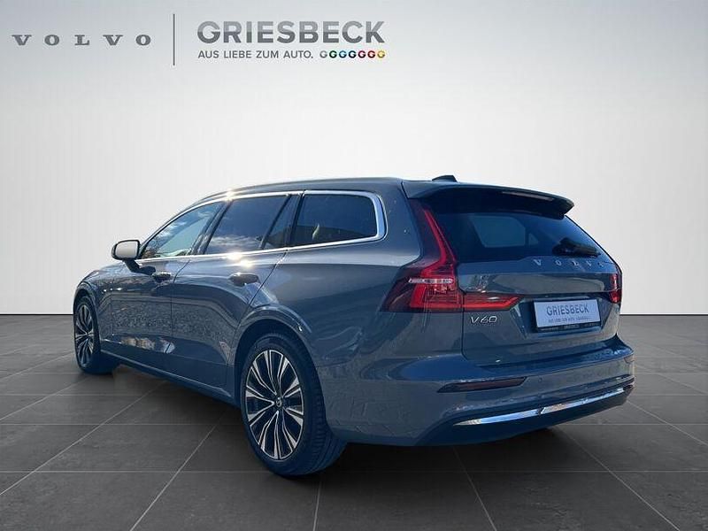 Gebraucht Volvo V60 Plus 197 PS (144 kW) 2022 Grau Kombi