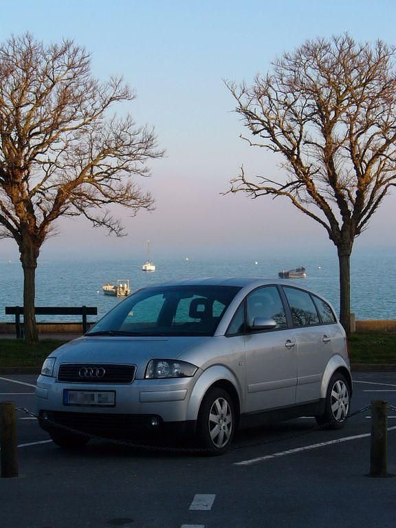 Gebraucht Audi A2 Comfort 75 PS (55 kW) 2004 Silber Kleinwagen
