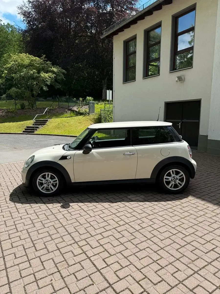 Gebraucht Mini One D 90 PS (66 kW) 2013 Weiß Kleinwagen