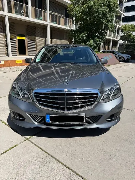Gebraucht Mercedes E350 258 PS (189 kW) 2016 Silber Limousine