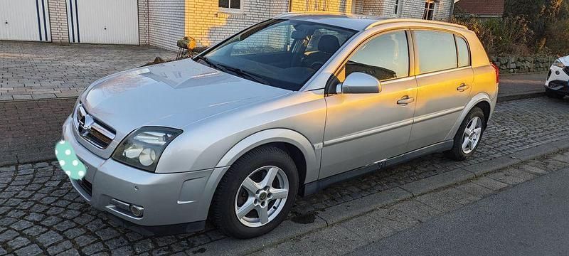 Silber Gebraucht 2005 Opel Signum Edition Kombi | 2.990 € (Etwas zu teuer) - Bild 1/4