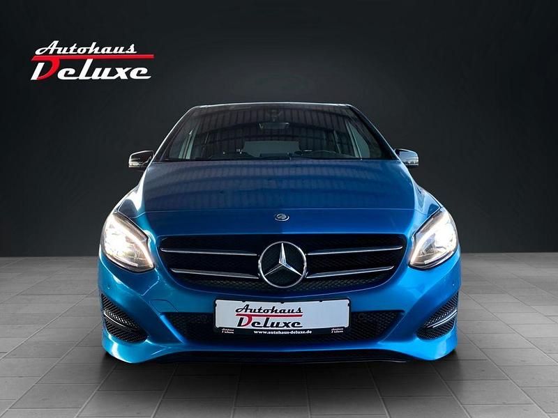 Gebraucht Mercedes B200 Urban 156 PS (114 kW) 2015 Weiß Van / Kleinbus