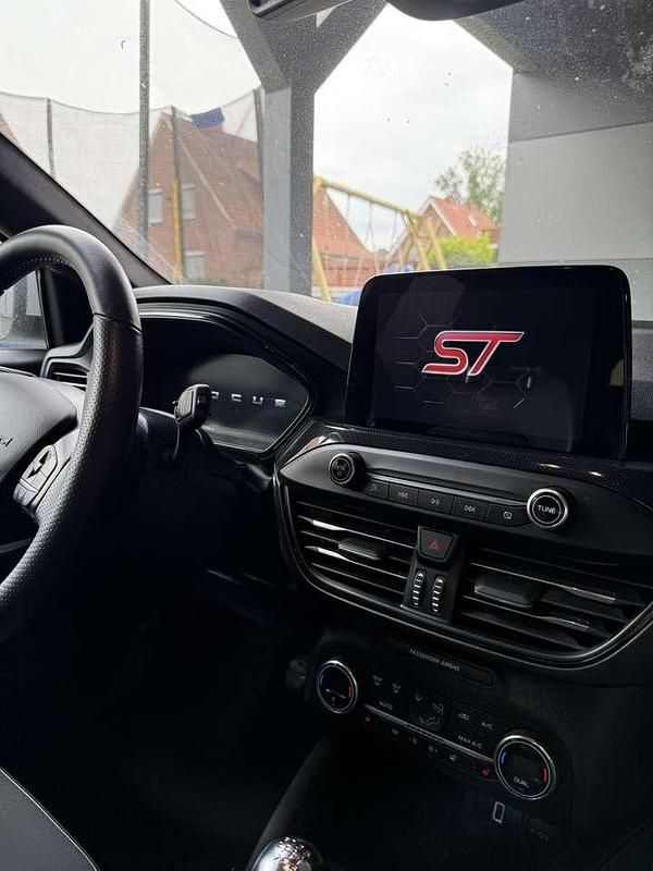 Gebraucht 2021 Ford Focus ST Kombi | 14.999 € (Guter Preis) - Bild 1/4
