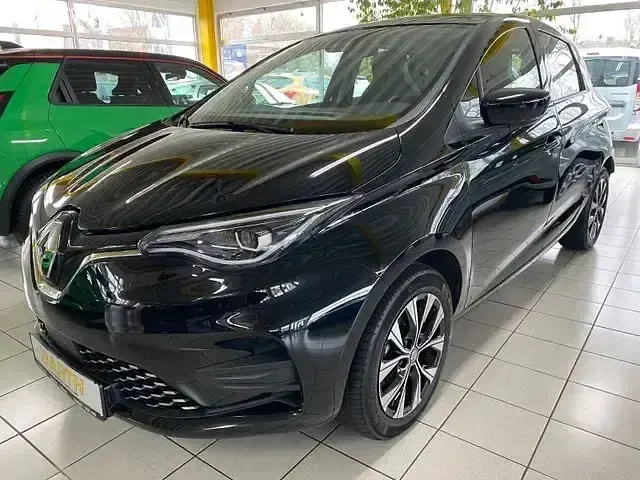 Second-hand Renault Zoe Evolution 50 kW (69 CP) 2022 Negru Hatchback