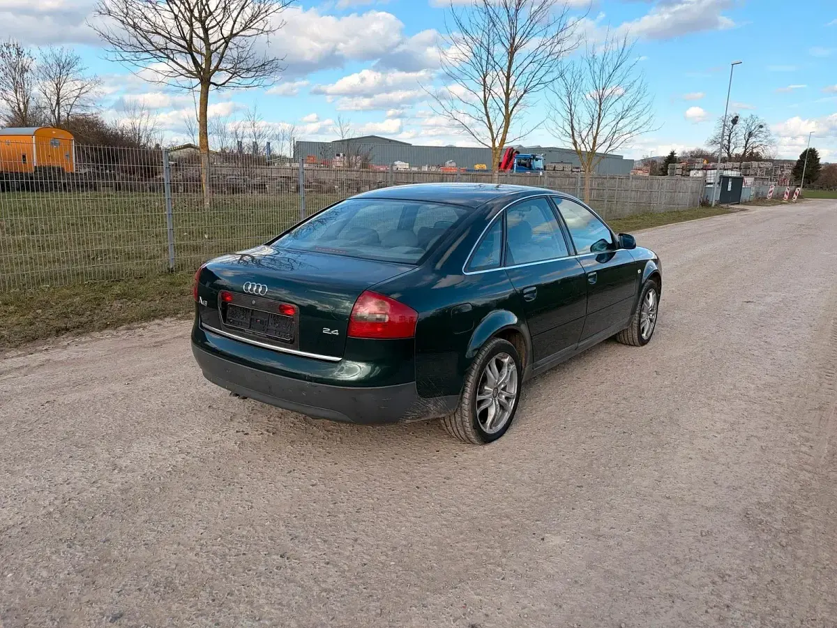 Usata Audi A6 165 CV (121 kW) 2000 Verde Berlina