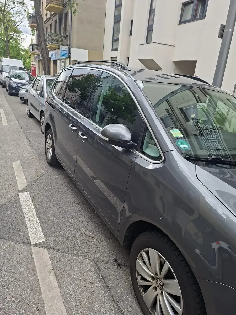 Gebraucht VW Sharan 150 PS (110 kW) 2017 Grau Van / Kleinbus