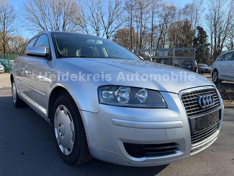 Gebraucht Audi A3 Attraction 140 PS (102 kW) 2006 Silber Kleinwagen