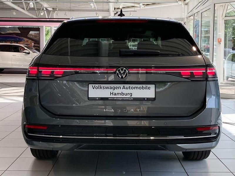 Neu VW Passat Elegance 150 PS (110 kW) 2025 Grau Limousine
