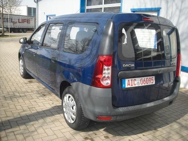 Gebraucht Dacia Logan MCV Basis 75 PS (55 kW) 2009 Blau Kombi