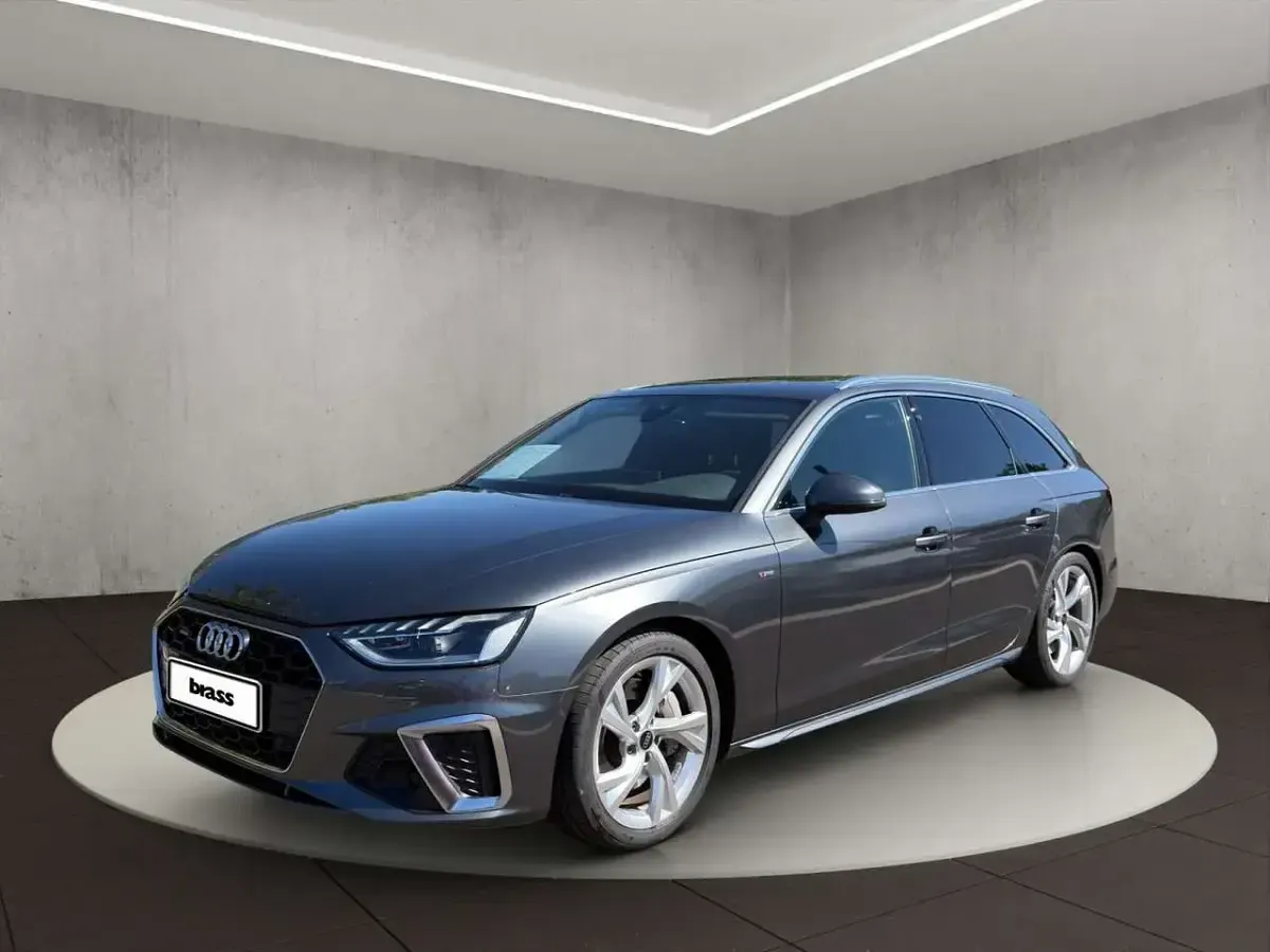 Gebraucht Audi A4 Ambiente 265 PS (194 kW) 2023 Kombi