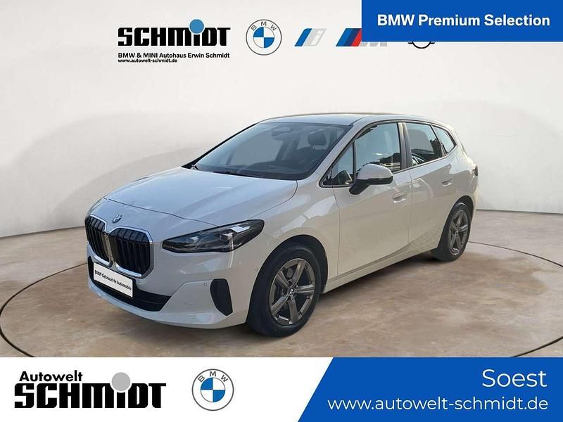 Alpinweiß Gebraucht 2022 BMW 218 Active Tourer Van / Kleinbus | 26.990 € (Fairer Preis) - Bild 1/3