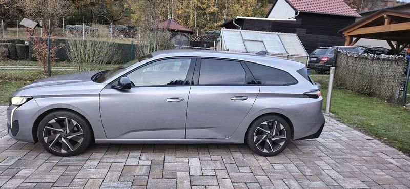 Gebraucht Peugeot 308 SW Active 131 PS (96 kW) 2023 Grau Kombi