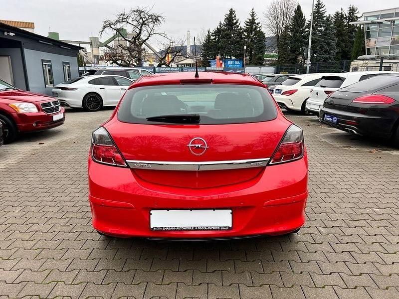 Gebraucht Opel Astra GTC Sport 125 PS (91 kW) 2005 Rot Coupé