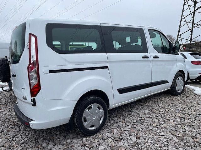 Gebraucht Ford Transit Custom 125 PS (91 kW) 2020 Van / Kleinbus