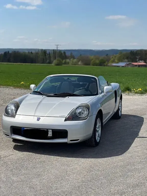 Gebraucht Toyota MR2 140 PS (102 kW) 2000 Silber Cabrio
