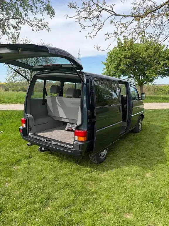 Gebraucht VW T4 110 PS (80 kW) 1995 Blau Van