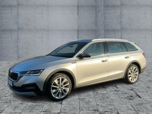 Gebraucht Skoda Octavia 200 PS (147 kW) 2021 Brilliantsilber metallic Kombi
