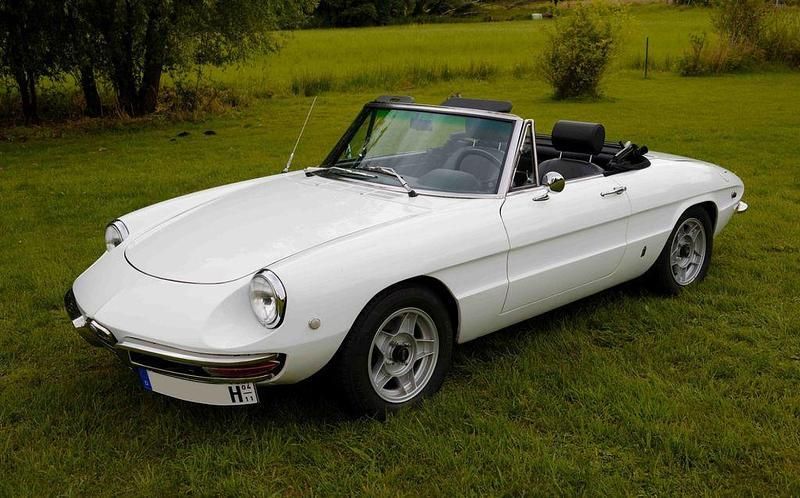 Weiß Gebraucht 1969 Alfa Romeo 1750 Limousine | 58.500 € - Bild 1/4