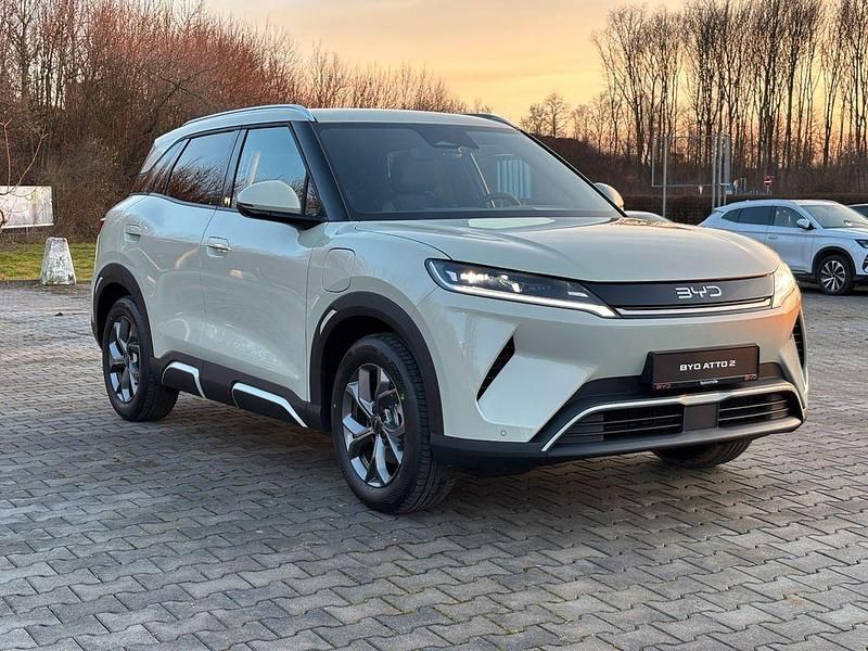 Neu BYD Atto 2 Comfort 150 kW (204 PS) 2026 Grün SUV