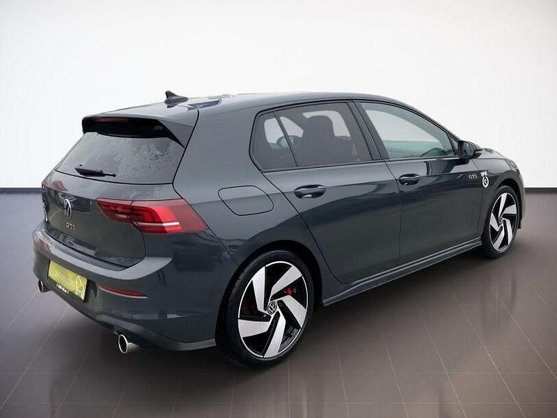 Gebraucht VW Golf VIII Style 265 PS (194 kW) 2024 Uranograu Limousine