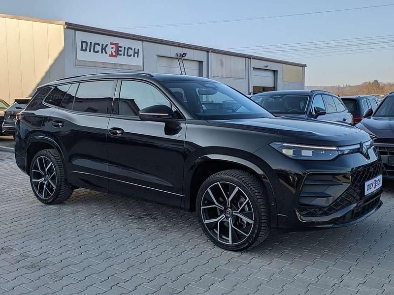 Grendalin schwarz metallic Gebraucht 2025 VW Tayron R-line SUV | 48.980 € (Superpreis) - Bild 1/4