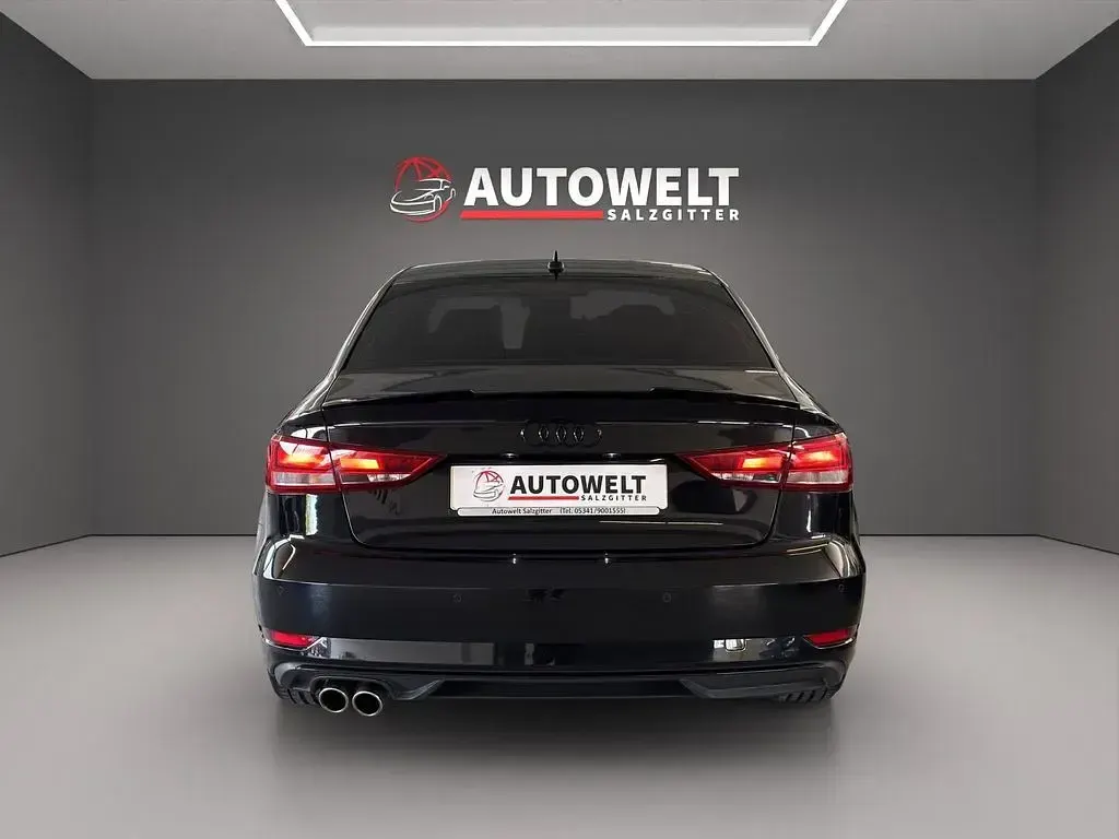 Gebraucht Audi A3 Design 150 PS (110 kW) 2019 Schwarz Limousine