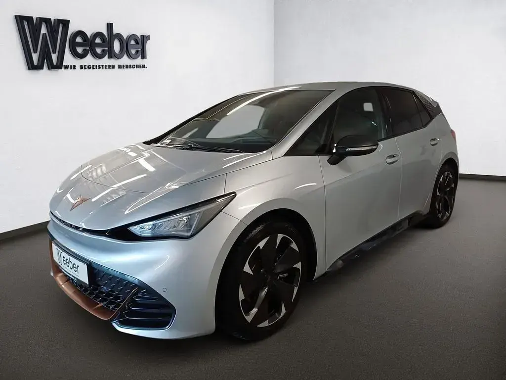 Używany Cupra Born 169 kW (231 KM) 2025 Srebrny Hatchback