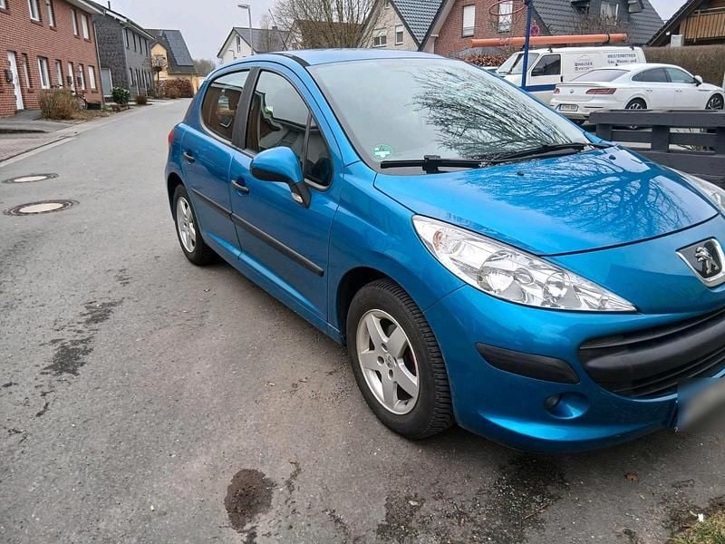 Gebraucht Peugeot 207 74 PS (54 kW) 2008 Blau Kleinwagen
