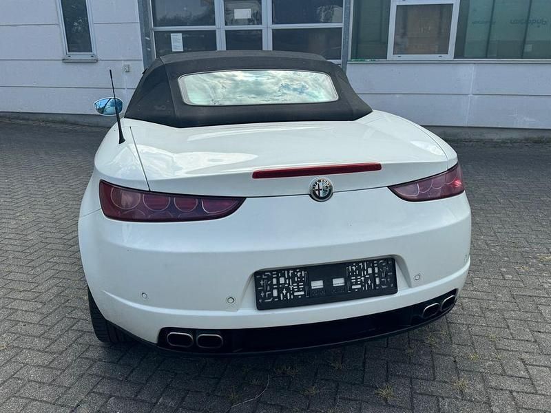 Gebraucht Alfa Romeo Spider 163 PS (119 kW) 2010 Weiß Cabrio