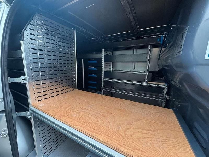 Gebraucht Mercedes Vito 136 PS (100 kW) 2022 Silber Van