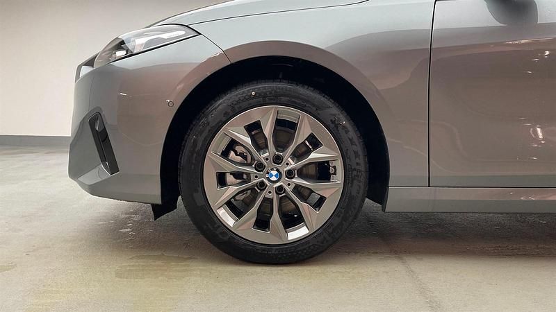 Neu BMW 120 Efficient Dynamics 170 PS (125 kW) 2025 Skyscraper grau metallic Kleinwagen