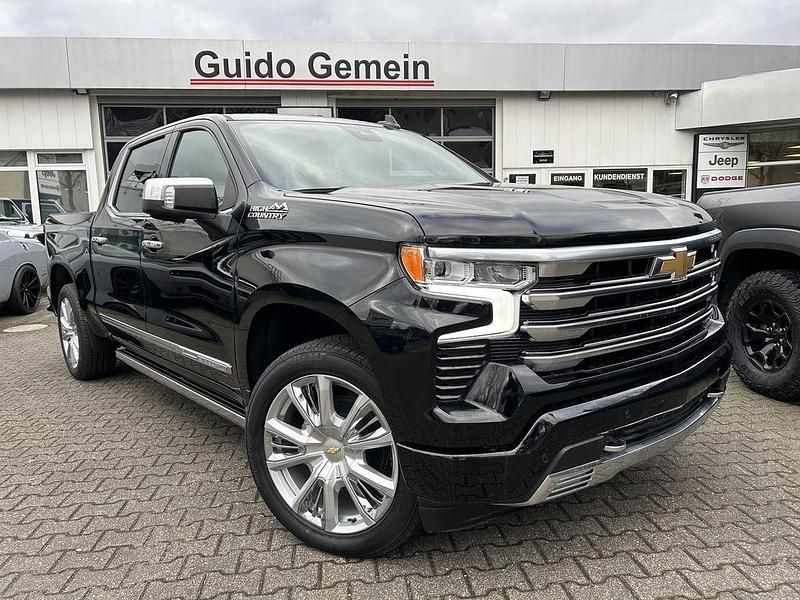 Schwarz Neu 2025 Chevrolet Silverado SUV | 82.800 € - Bild 1/4