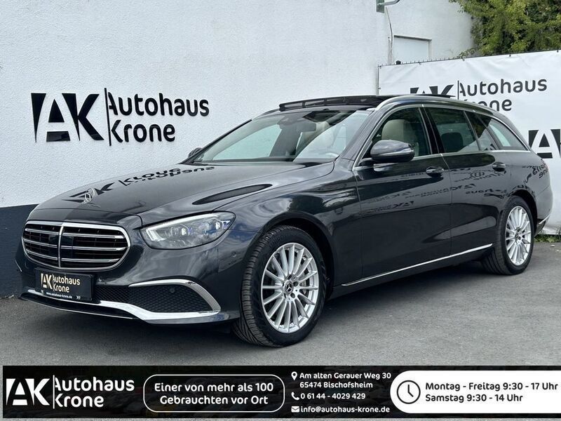 Grün Gebraucht 2020 Mercedes E400 Exclusive Limousine | 33.990 € (Superpreis) - Bild 1/4