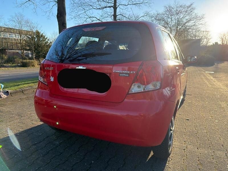 Gebraucht Chevrolet Kalos 72 PS (52 kW) 2008 Rot Limousine