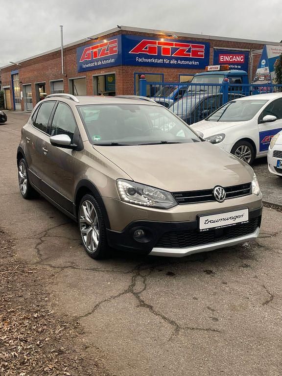 Beige Gebraucht 2017 VW Polo Cross Kleinwagen | 14.950 € (Etwas zu teuer) - Bild 1/4