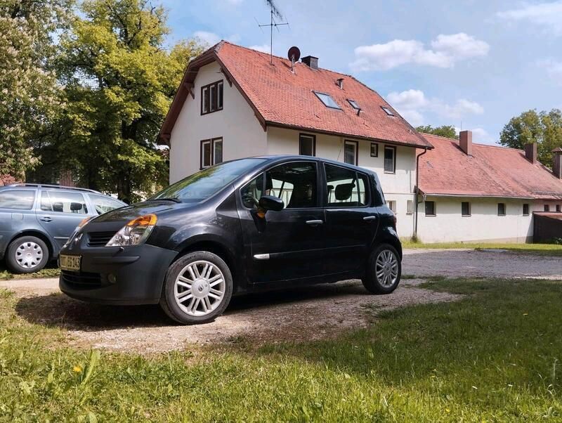 Schwarz Gebraucht 2006 Renault Modus Initiale Van / Kleinbus | 1.950 € - Bild 1/4