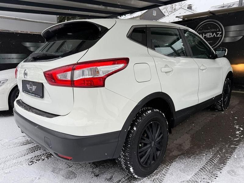 Gebraucht Nissan Qashqai Visia 116 PS (85 kW) 2014 Weiß SUV
