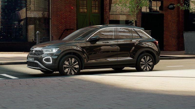 Gebraucht VW T-Roc Goal 150 PS (110 kW) 2025 Deep black perleffekt SUV